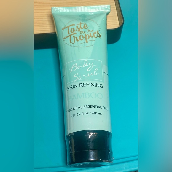 Beauty Bundle - jewelry, makeup, skin care Read description for full details! - Picture 12 of 13